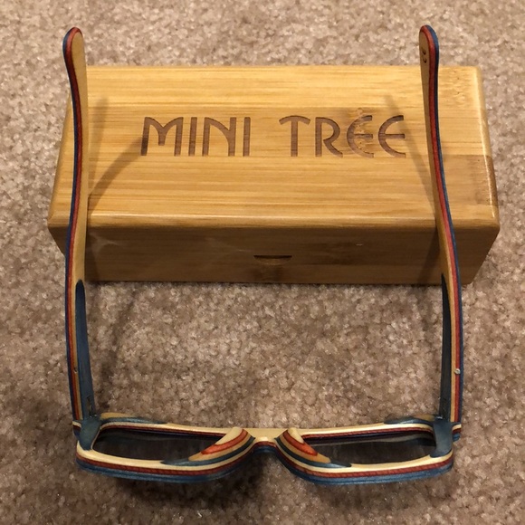 Mini Tree wooden sunglasses with case - Picture 8 of 12